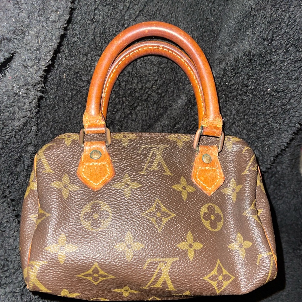 Authentic Louis Vuitton mini speedy bag